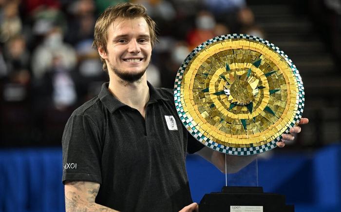 些超级明星 些超级明星