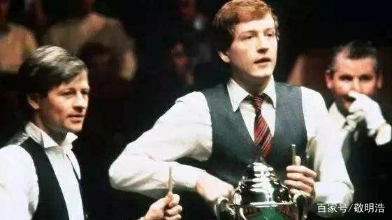 也看到了江 也看到了江