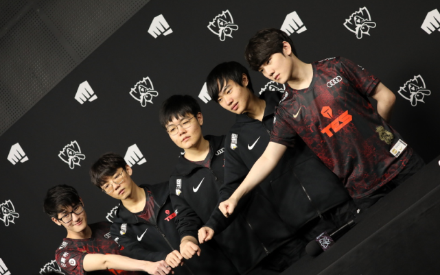 过关斩将 过关斩将