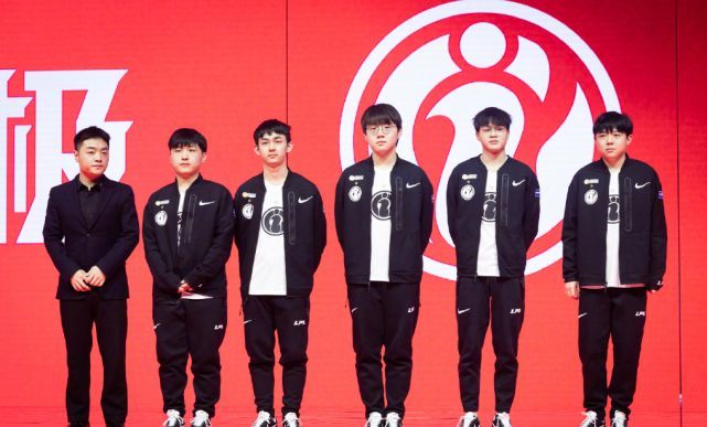 台的坚定步 台的坚定步