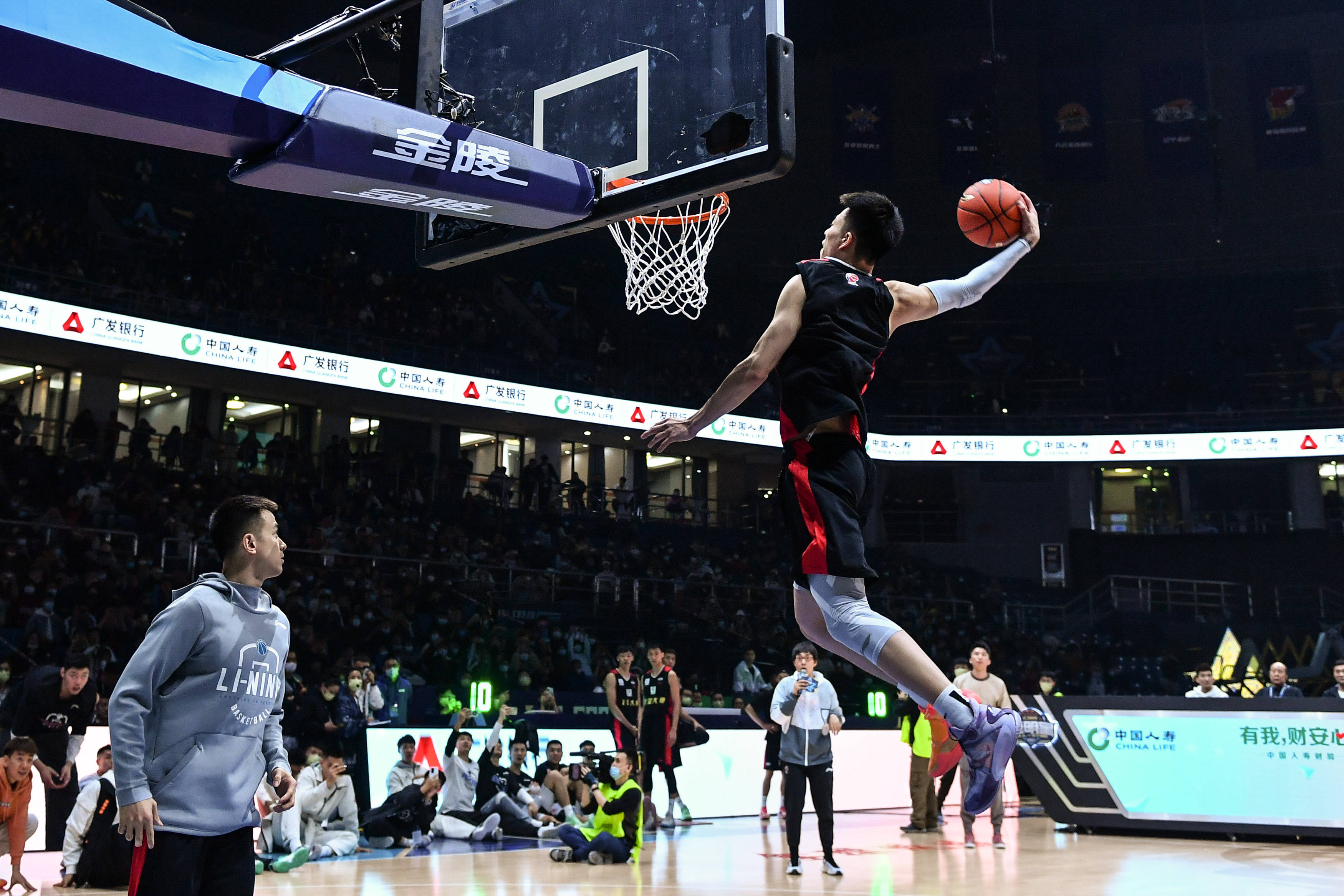 其对抗站位 其对抗站位